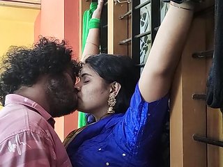 Kerala half saree BDSM hand on window and hot romance with pussy and ass lick romance, Mallu hot sex by Vaishnavy and Sharun Raj