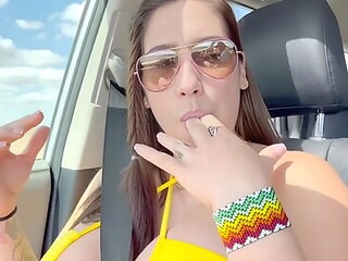 Thick Babe Took Her Panties Off To Get A Ride And Ended Up Sucking And Fucking On The 1080)60fps - Big Tits - Yiny Leon
