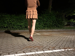 I test 2 different tights with penis sleeve pissing