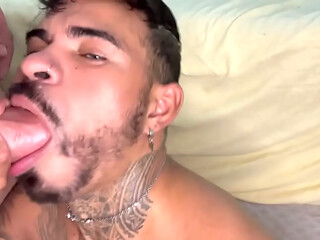 MAMANDO O HETERO NO SIGILO