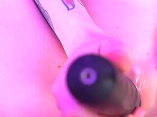 Hot Makima from ChainsawMan cums from a big dick and vibrator. Karneli Bandi
