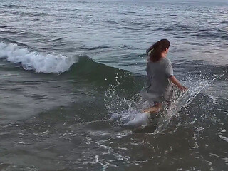 Nice Sea Embrace
