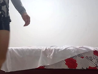 THE NEWBIE OF THE CLASS WANTS TO HAVE SEX WITH AN INFLATED CONDOM