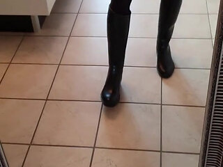 Wearing jerk off leggings and cumming