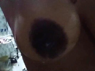 Hot Desi Wife Show Boobs