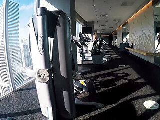Amateur wife gets a hot cumshot after picking up her husband from the gym.