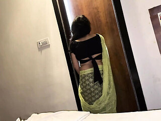 Family Members Free the Sister-in-law and Cum