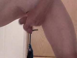 2,5kg hanging on my balls