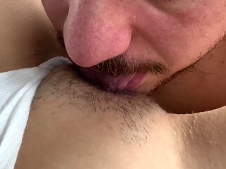 Best friend eats my pussy in the car after school