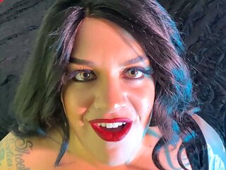 Hot MILF gives blowjob to big cock