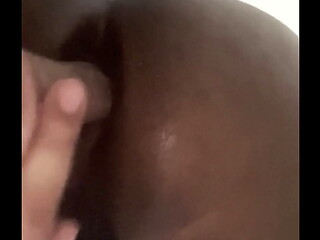 Disfrutando de mi dildo