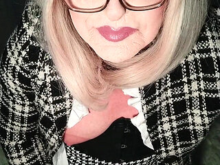 Crossdresser Miss Browne