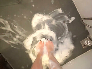 Shower Feet