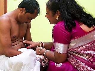 Horny Bhabi Wants Big Cock in Her Pussy Big Butt