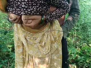 Bhabhi Jangal Mi Akeli Mili Aur Boobs Nikala Bhabhi Ka