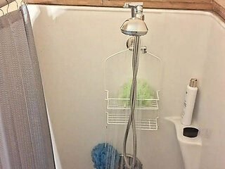 DubeSnackes, Taking a shower in the morning and getting ready for work. - Made with Clipchamp.mp4