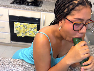 Bridney destroys her wet pussy with a cucumber