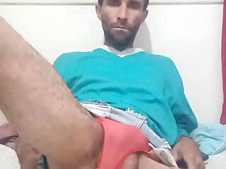 I see everyone my nakedness I love to show everything of my body without clothes for the whole world to see