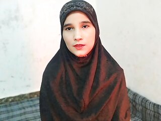 Muslim Bhabhi Solo