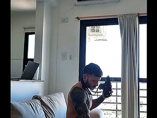 My sexy stepsister is cleaning the house and tempting me on the sofa