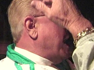 Begierde verliert jede Kontrolle wenn Lust alles übernimmt