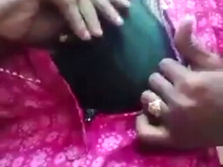 Mallu Desi sexy wife show big boobs