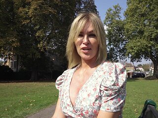 Summer Rose, with her stunning 34gg curves, in steamy lingerie action.