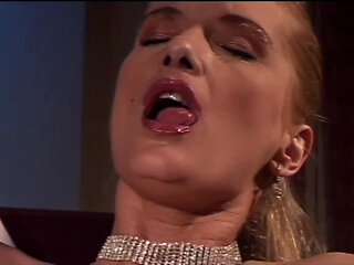 A Good Fuck with a Deluxe Slut