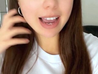 Amateur teen porsha solo action