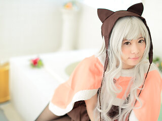 Kurumi Chino serving up her pussy for something special