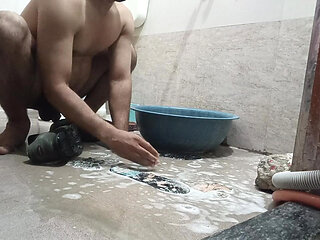 Pura nanga hokar maine apne jute dhoye