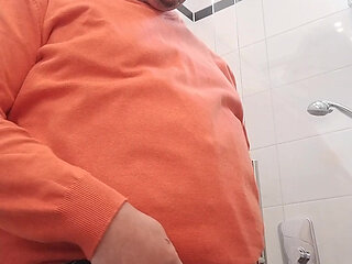 Jo Vandenbulcke has to piss