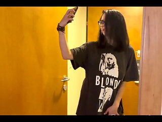 Make a Selfie during the masturbation in The Hotel Room