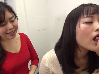 Two Bestie Amateur Girls: Sloppy French Kissing While Teasing Handjob 2 Special Edition -3