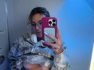 Amateur blowjob close up