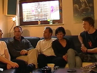 Lisa makes Mannie to a cuckold