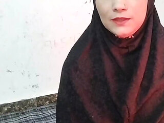 Muslim girlfriend ko call kar ke room par bula kar pela