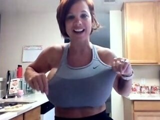 Hot Busty Webcam Babe Masturbate Solo