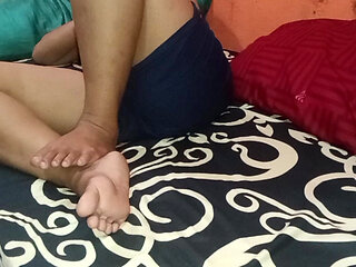 Indonesia Lick stepmom's pussy