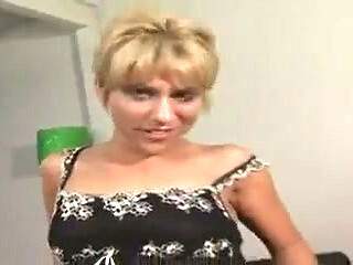 Short hair MILF Amber Wilde jerks you off
