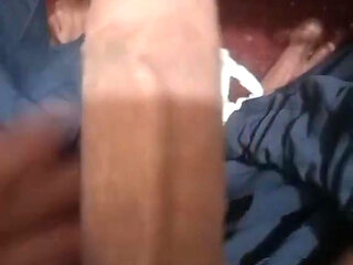 I want to be a boyfriend for women aged 30 to 70. Is there any woman who wants to be my boyfriend? Please contact me.