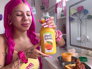 Mukbang Hot Chicken Spicy Facestuffing Bimbo Overeating Petite Teen Eating Sploshing POV Mozzarella Sticks Long Nails Food Eat