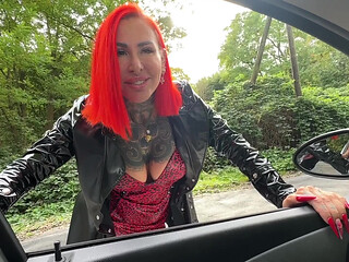 Perverted street hangout! Puss in Boots Bitch Fucks Without Rubber