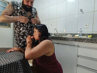 Nicoly de Pijaminha na Cozinha: Lukas Mete e Bota Ela pra Engolir Tudo