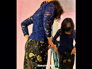 Fitting Hijab Kebaya Dress With Thai Maid