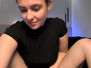 Cumming While Fucking Tinny Pussy
