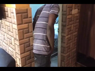 Hard sex in the hotel bathroom -amateur couple