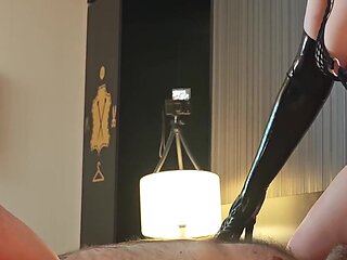 Adelina Noir and Miss Anna Lynx Fisting Pegging and Strapon with Slave_p