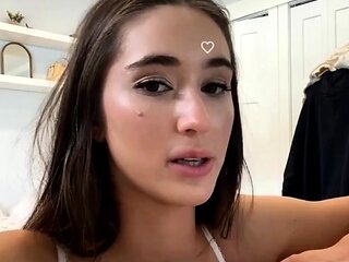 Amateur Webcam Babes Going Solo