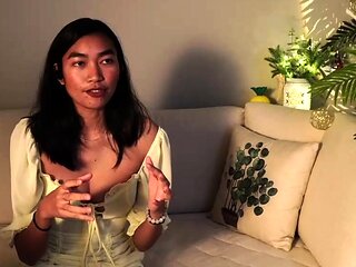 Amateur webcam asian girl